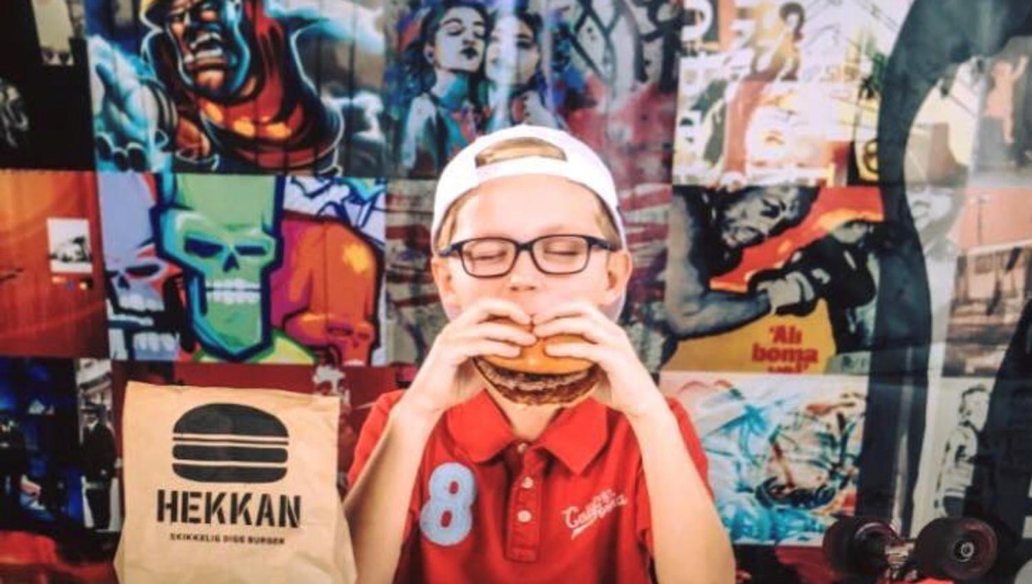 Really tasty burgers are what you get at Hekkan Burger!