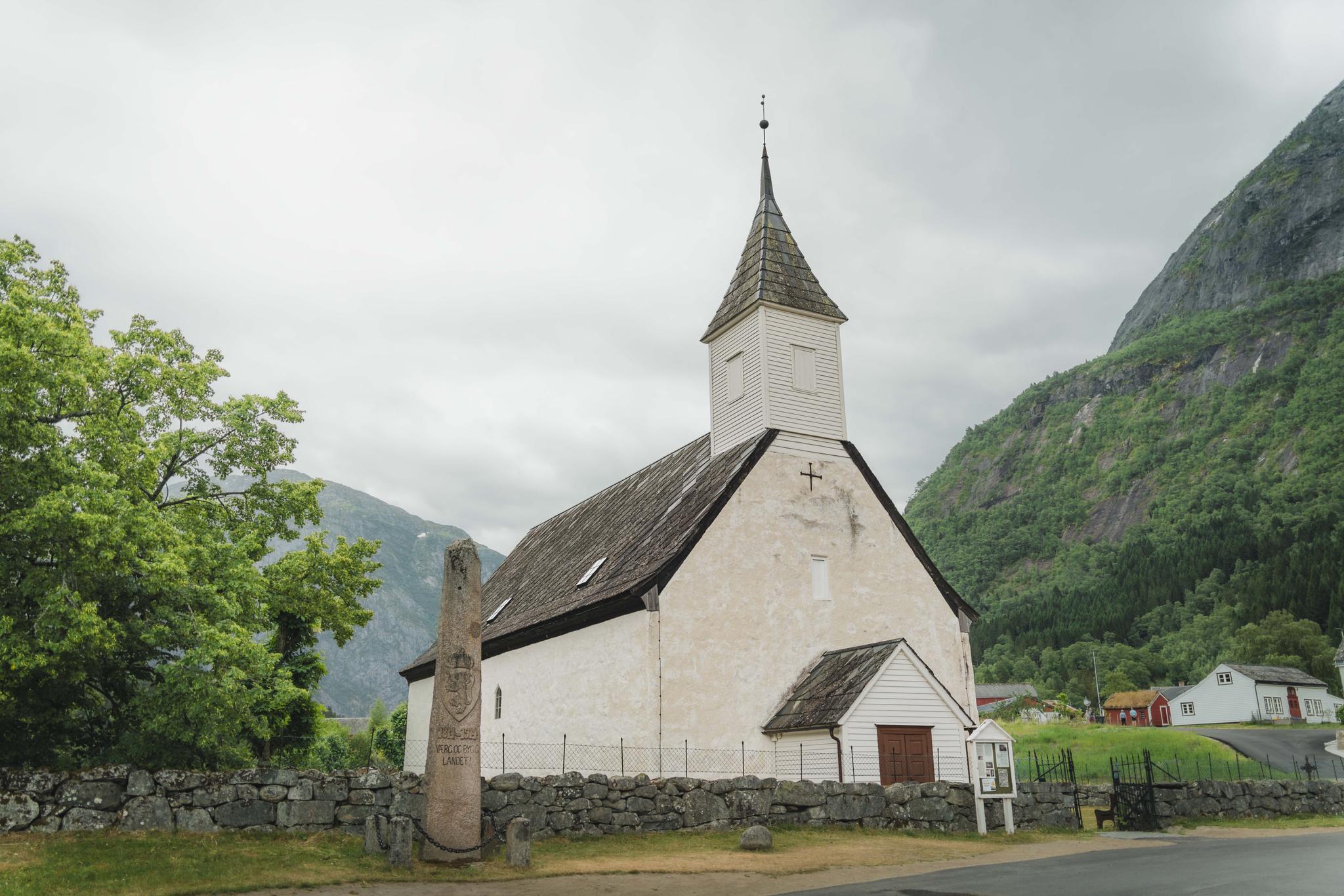 Showing the entrance of the old church.