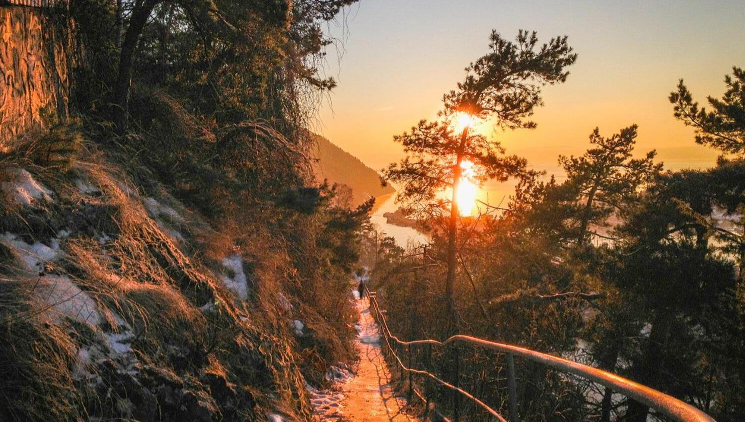 Trail at Nesodden in sunset