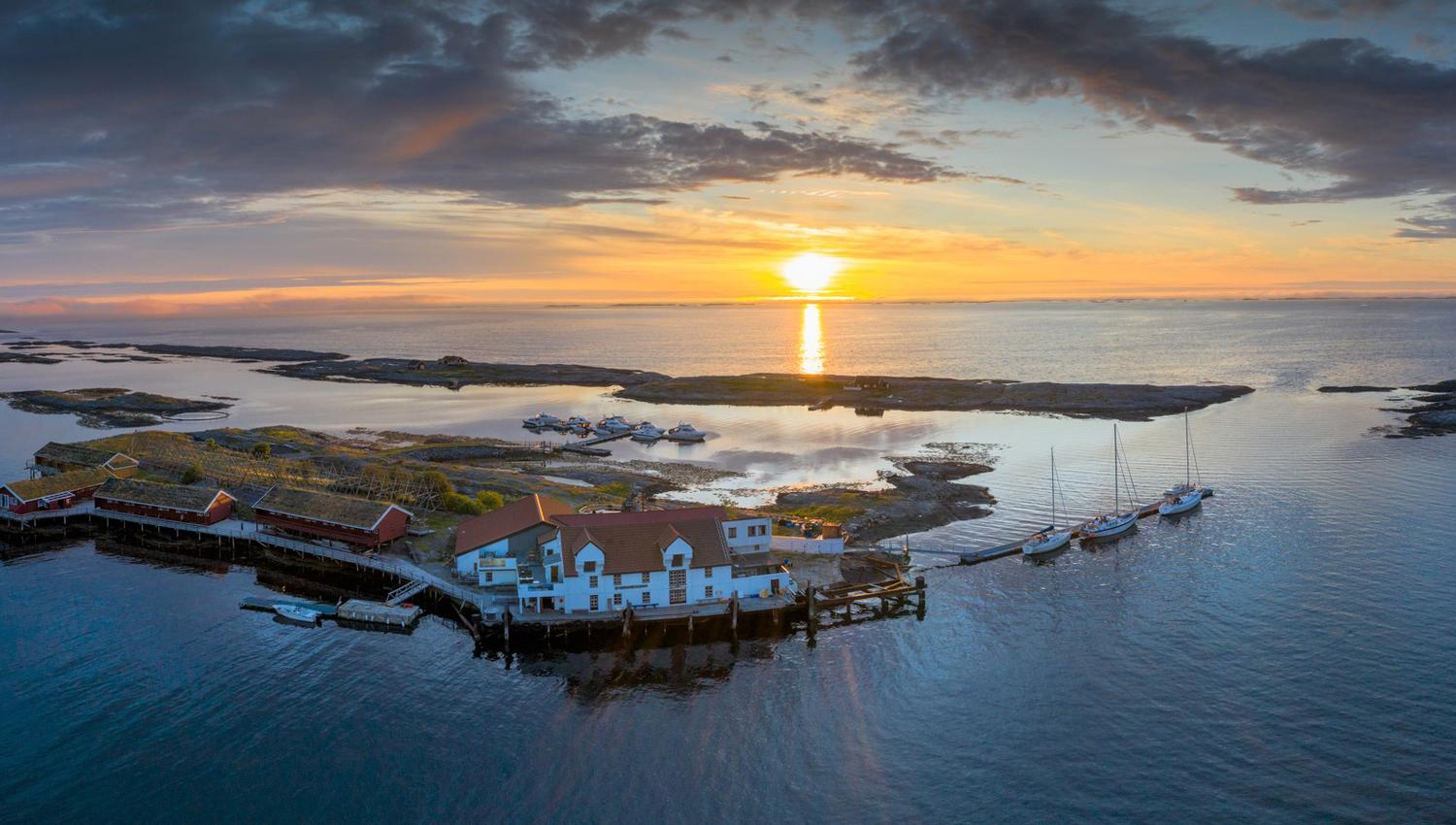 Sunset at Ringholmen island