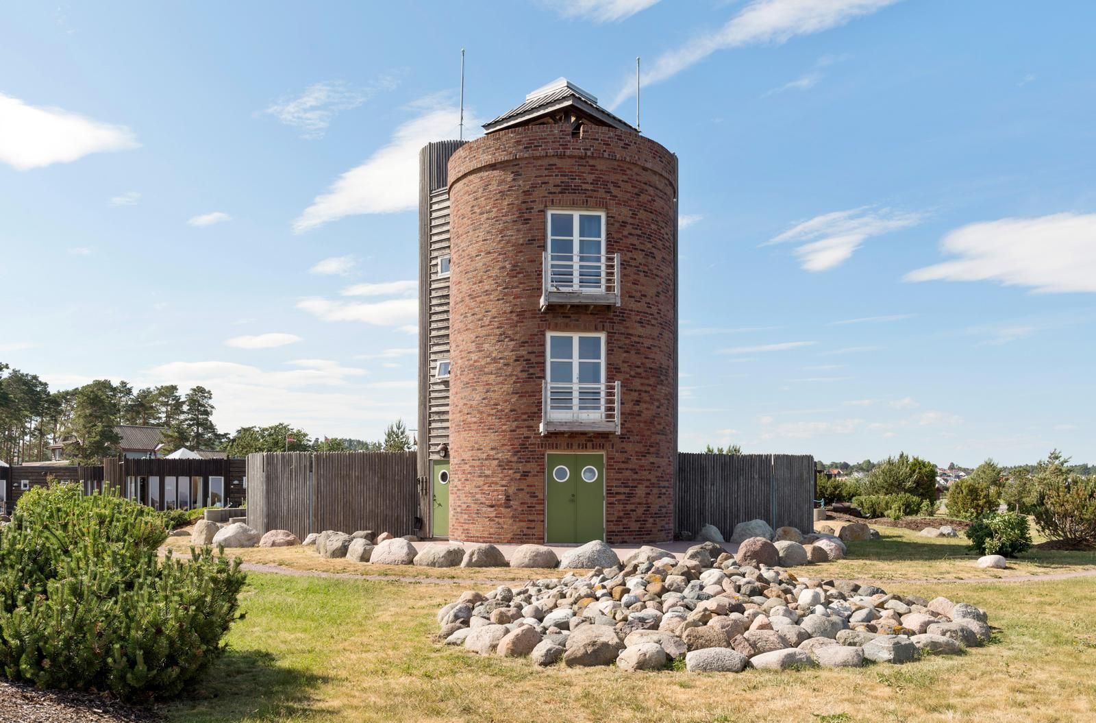 Round tower