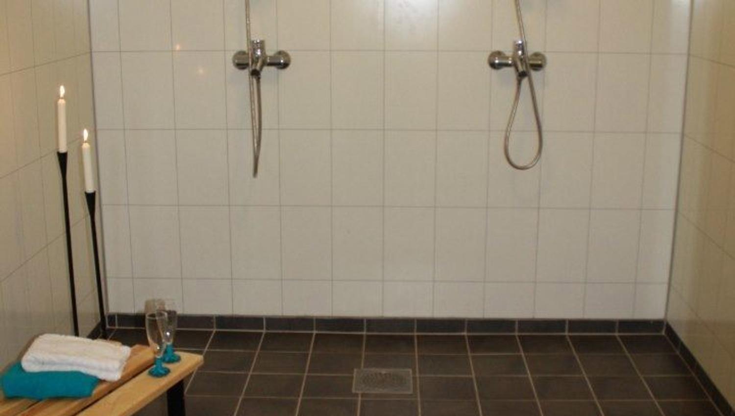Two showers in the service building