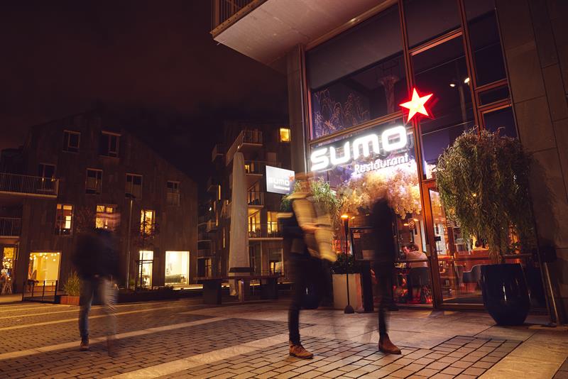 Sumo Bjørvika fasade om kvelden