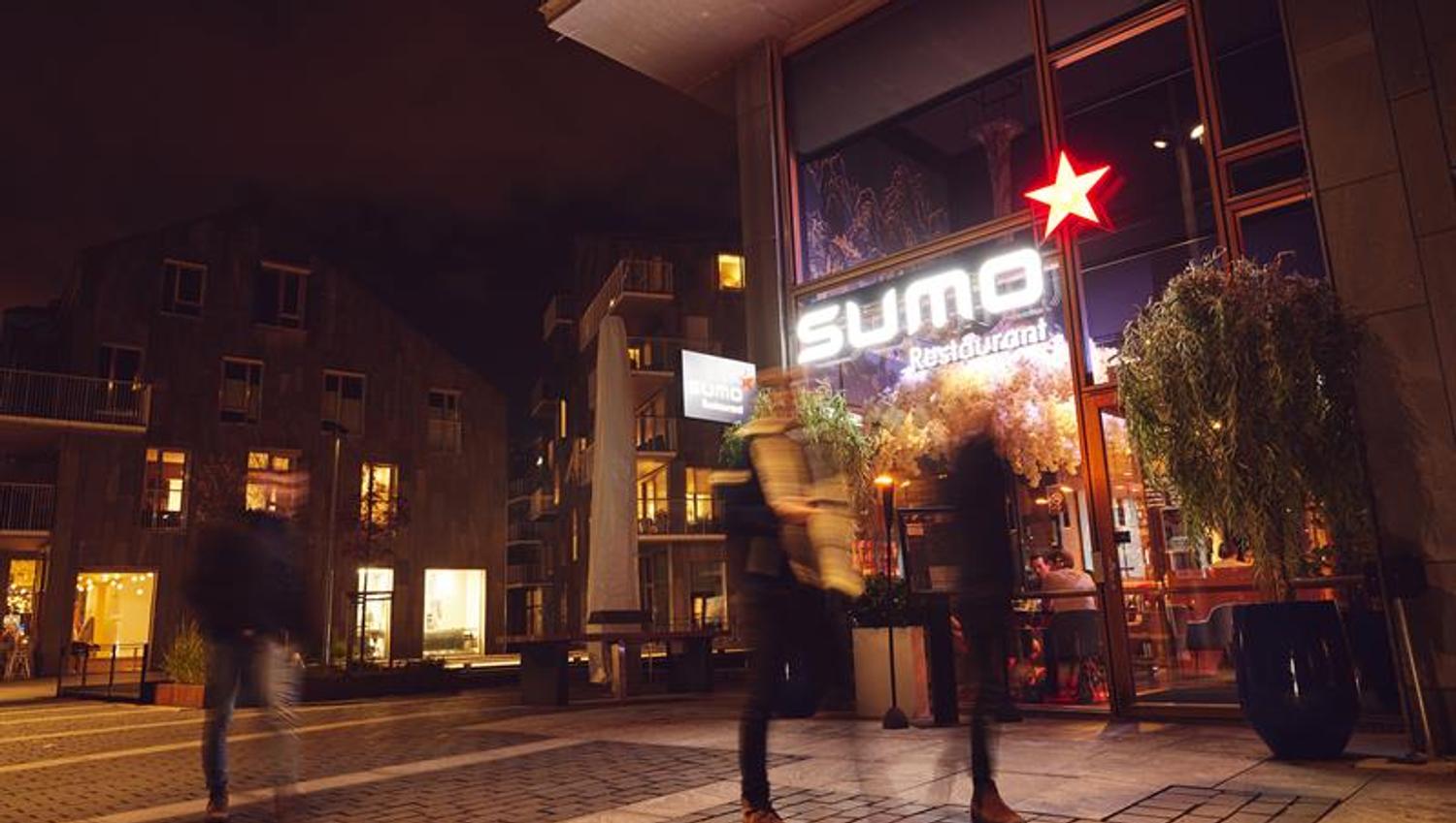 Sumo Bjørvika fasade om kvelden