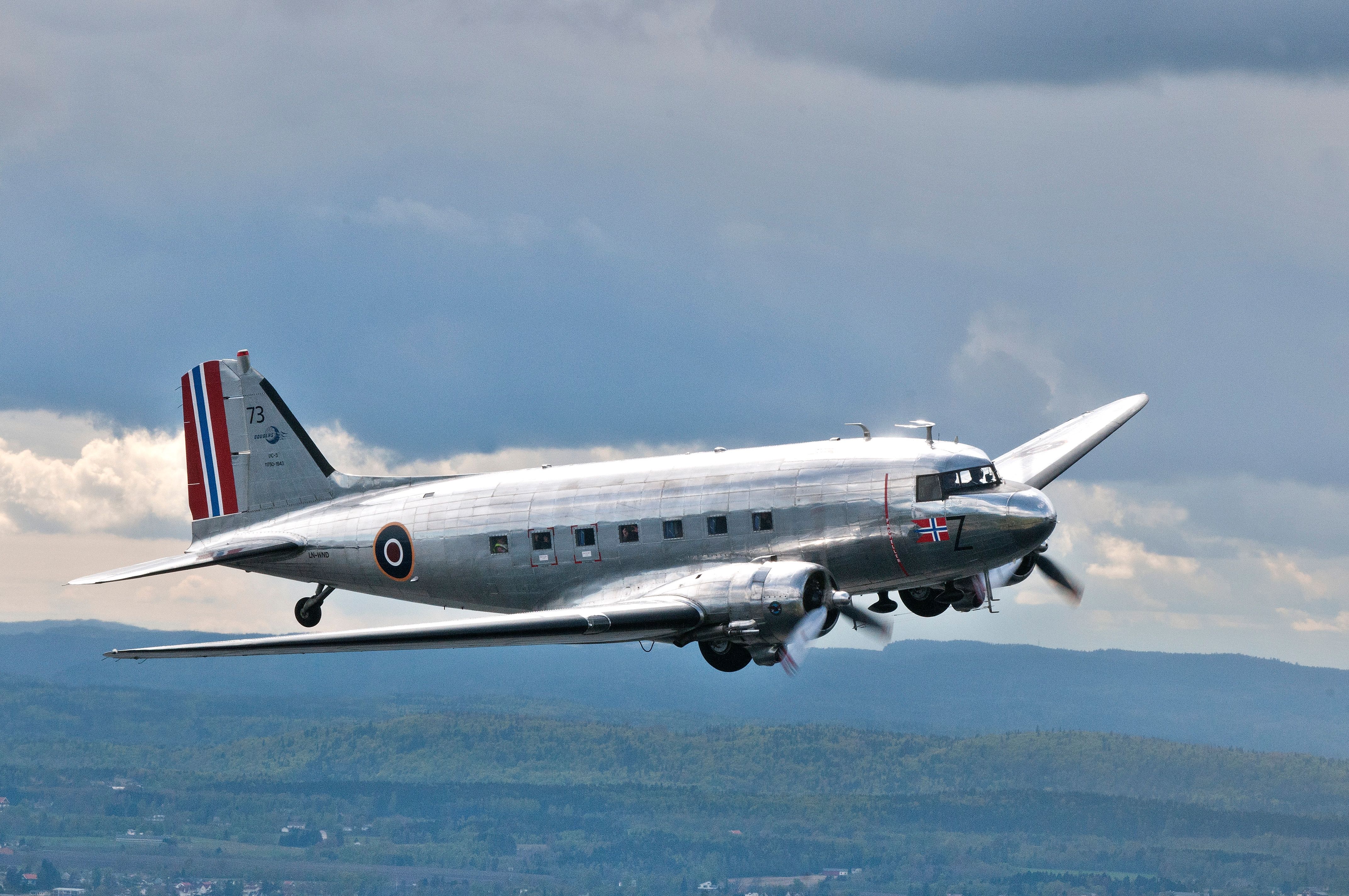 Dakota Norway in the air
