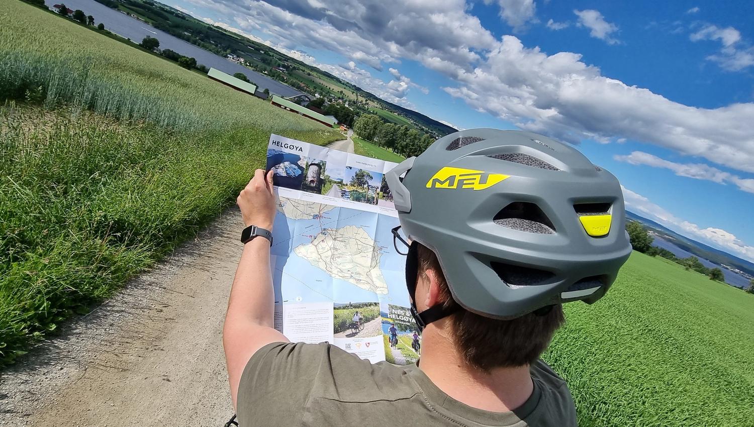 Sykkelkart over Nes og Helgøya