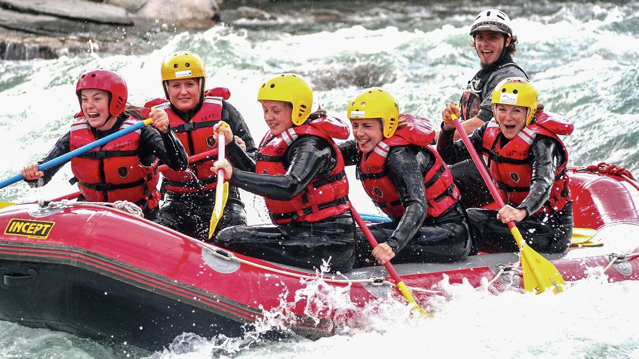 Dagstur Rafting i Sjoa gjennom Åseng-juvet