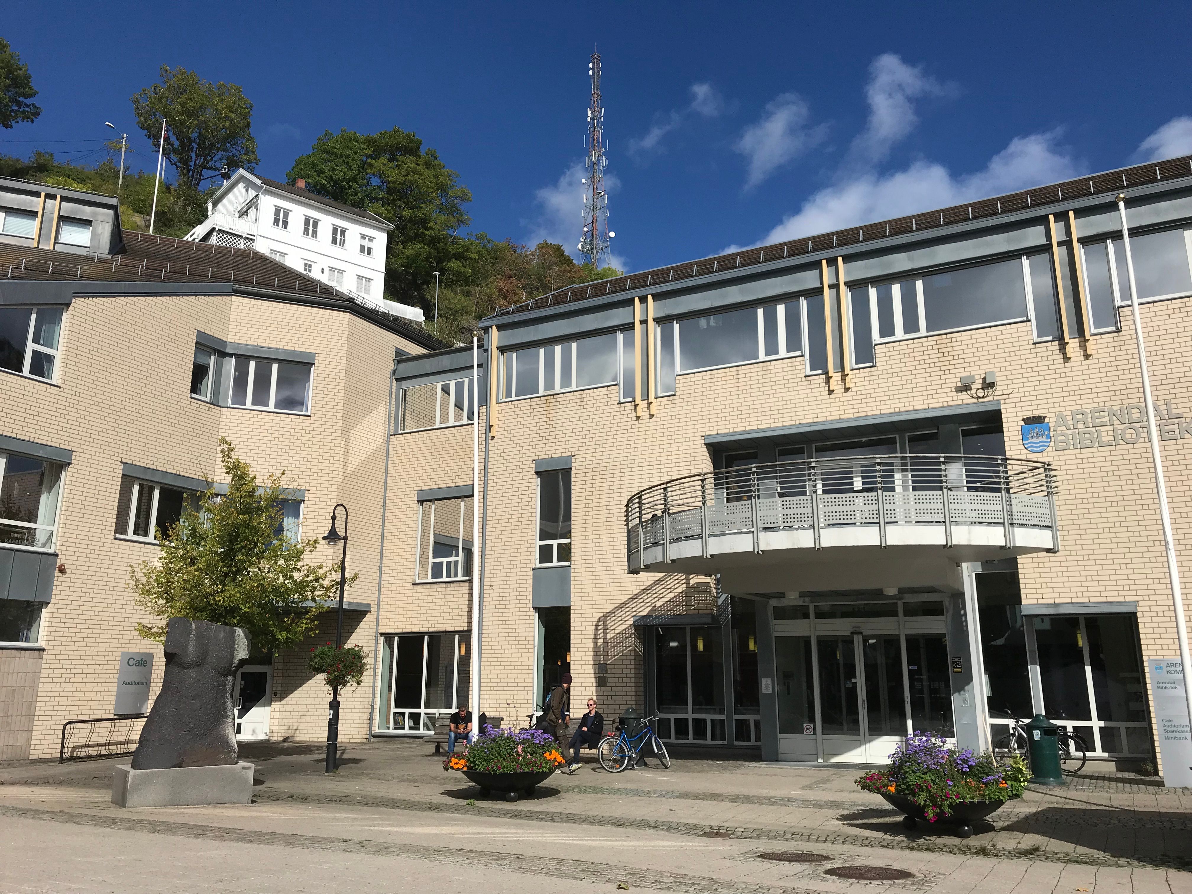 Fasade Arendal bibliotek
