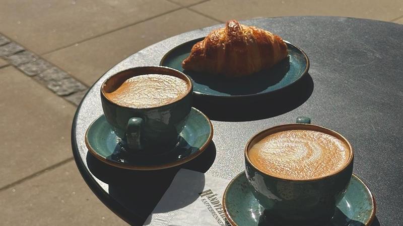 Outdoor seating in the sun