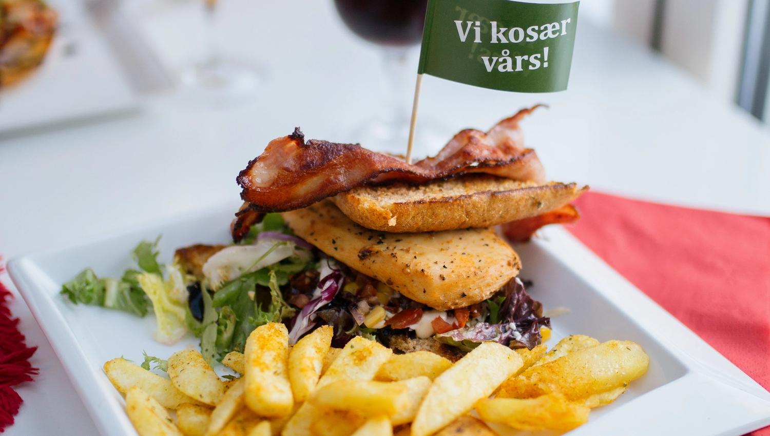 Dinner. Fries.