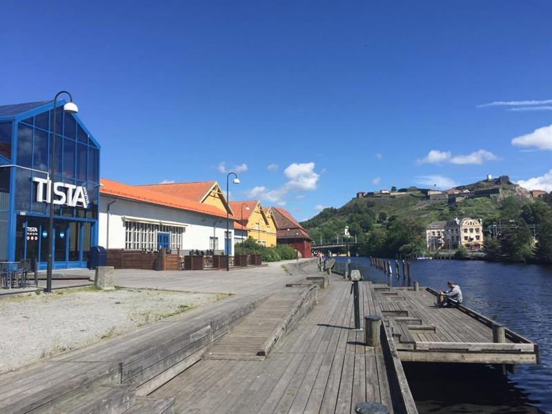 Bryggepromenade mellom Tista Senter og Tista-elven i Halden
