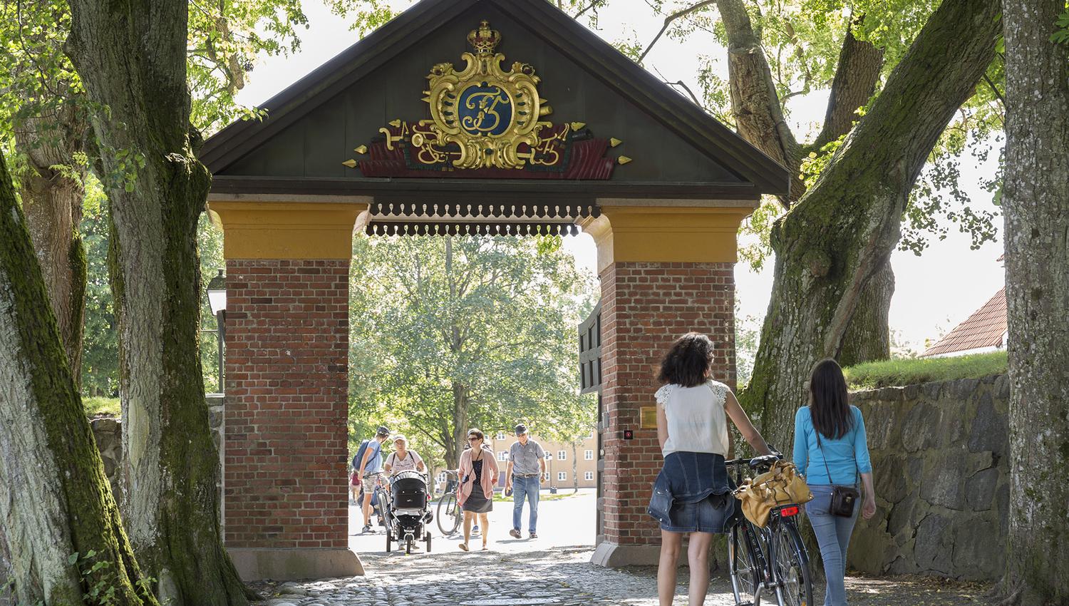 Inngang til Fredriksvern verft