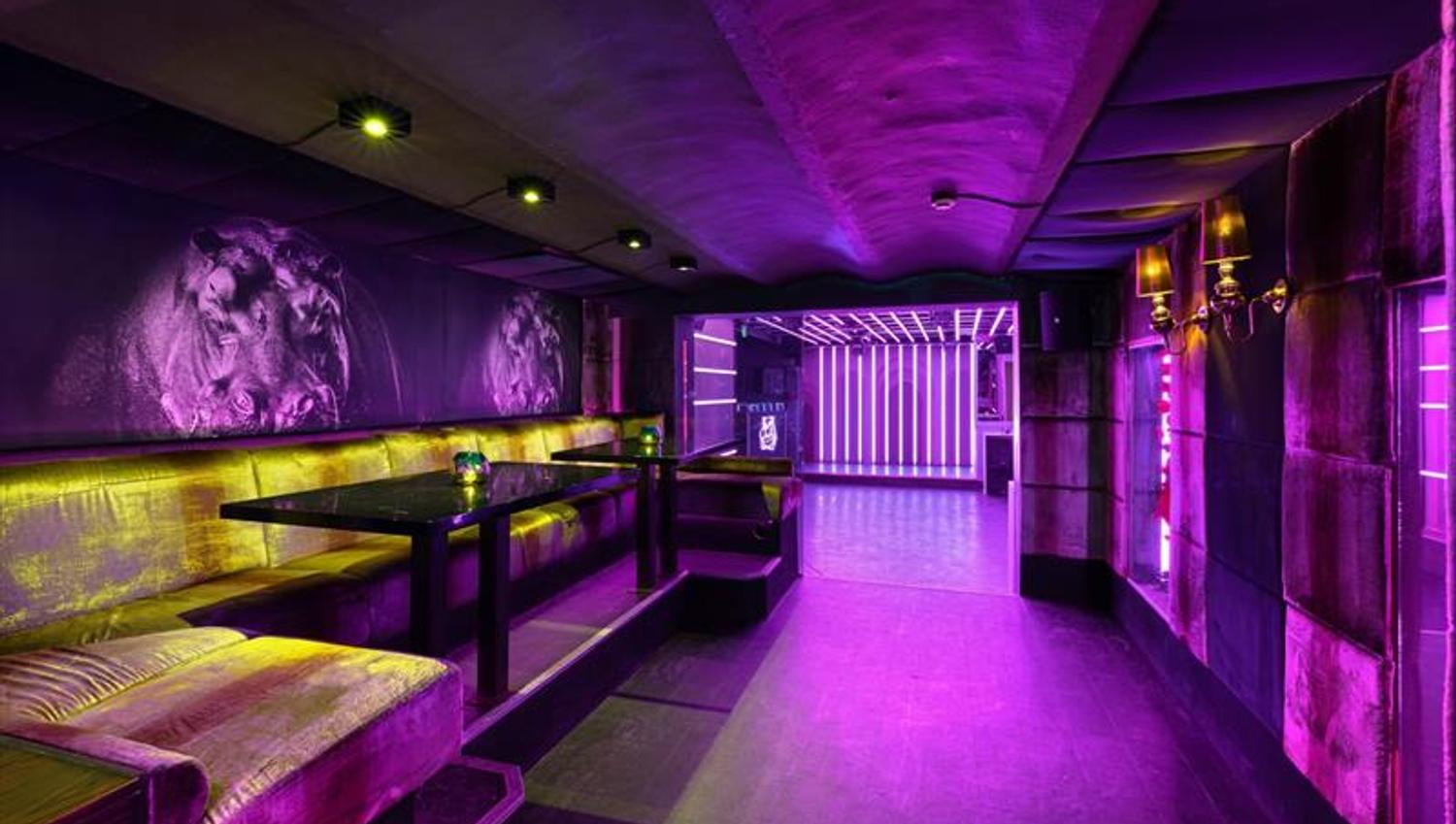 lounge i neonlys