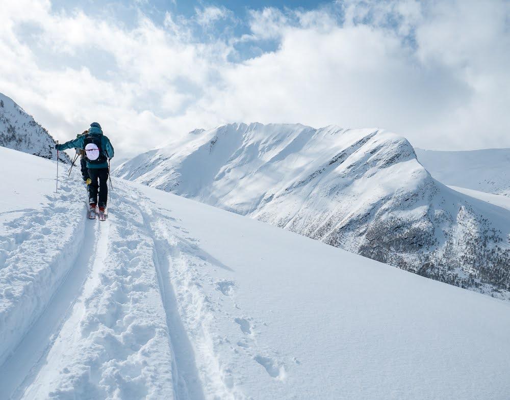 Guided ski touring in the Sunnmøre Alps with Raein Adventures