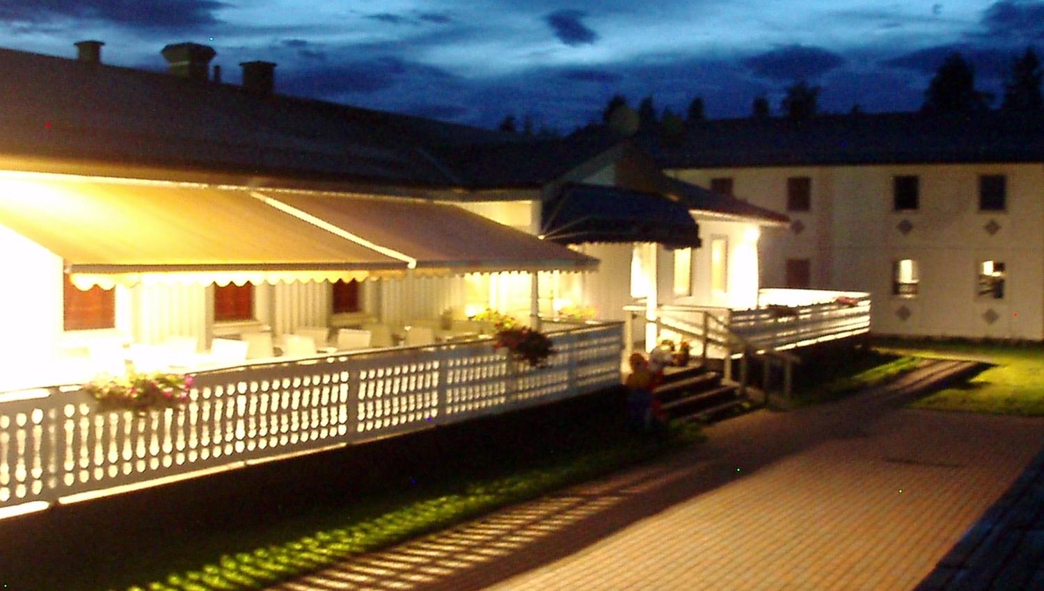 Badeland Gjestegård - Kveldsbilde