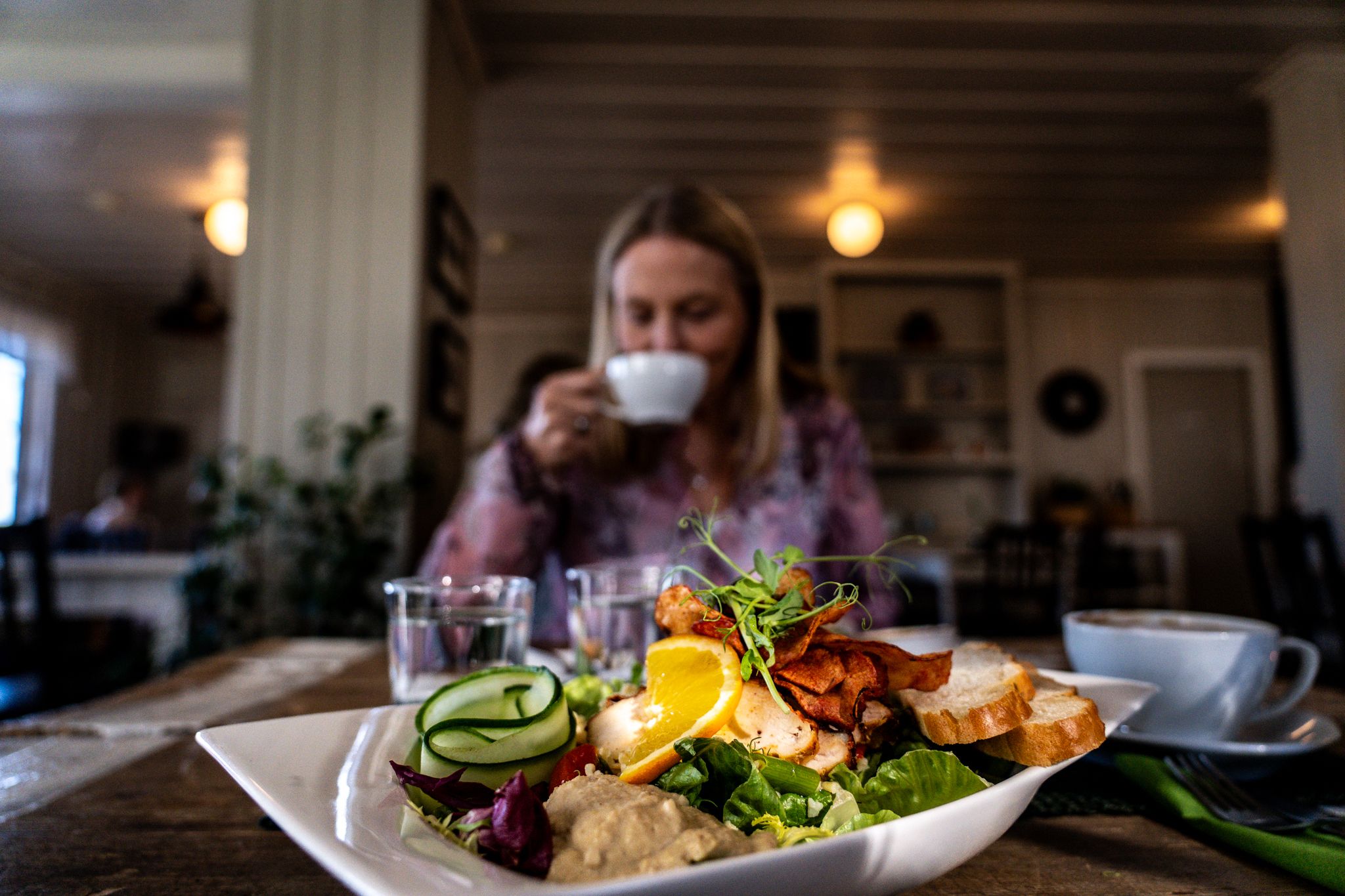 Gromt av Totensnacks, kafeen på Peder Balke-senteret