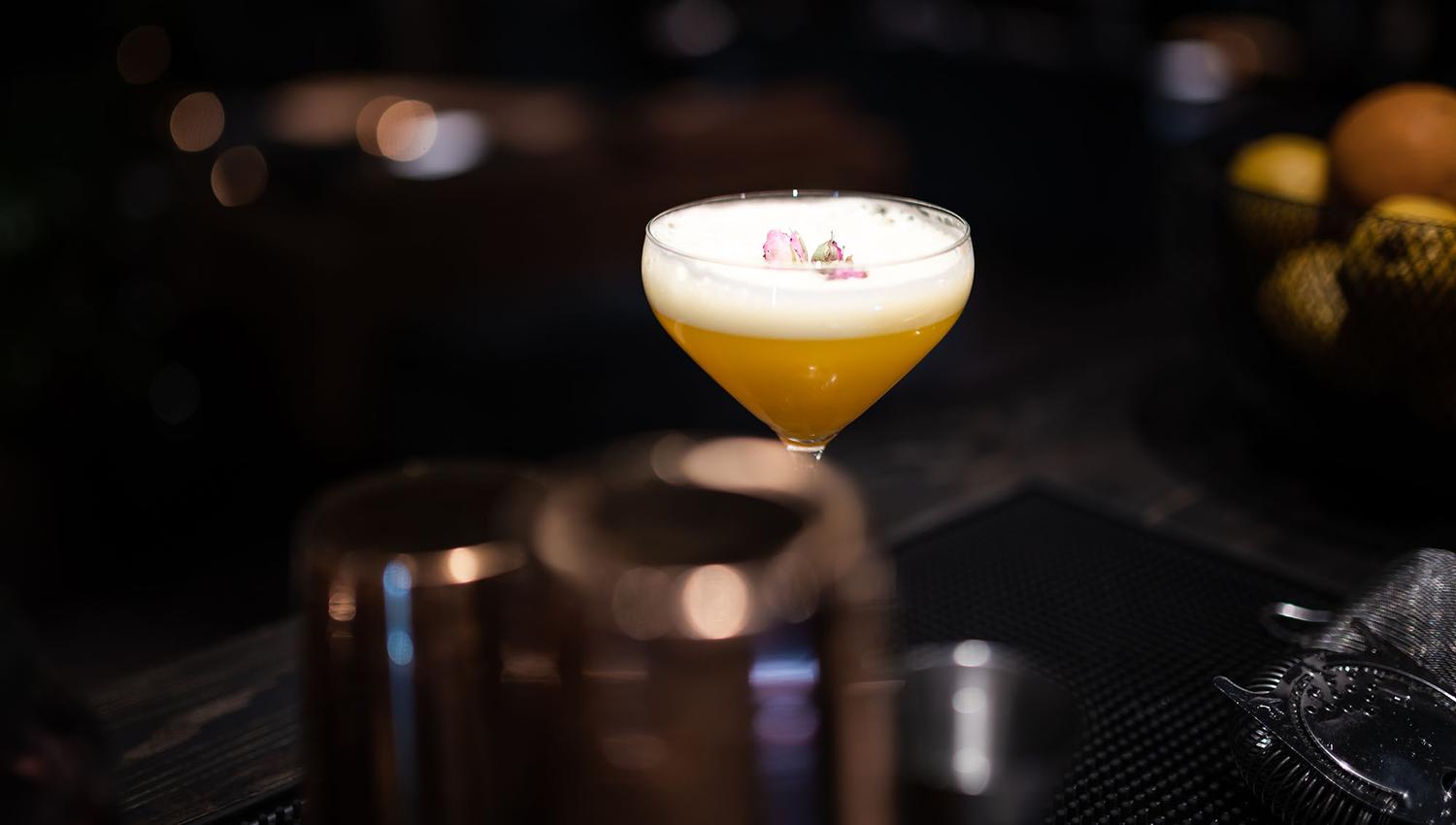 Loftet Skybar på Øyna - cocktail med lokale smaker fra Inderøy og Trøndelag