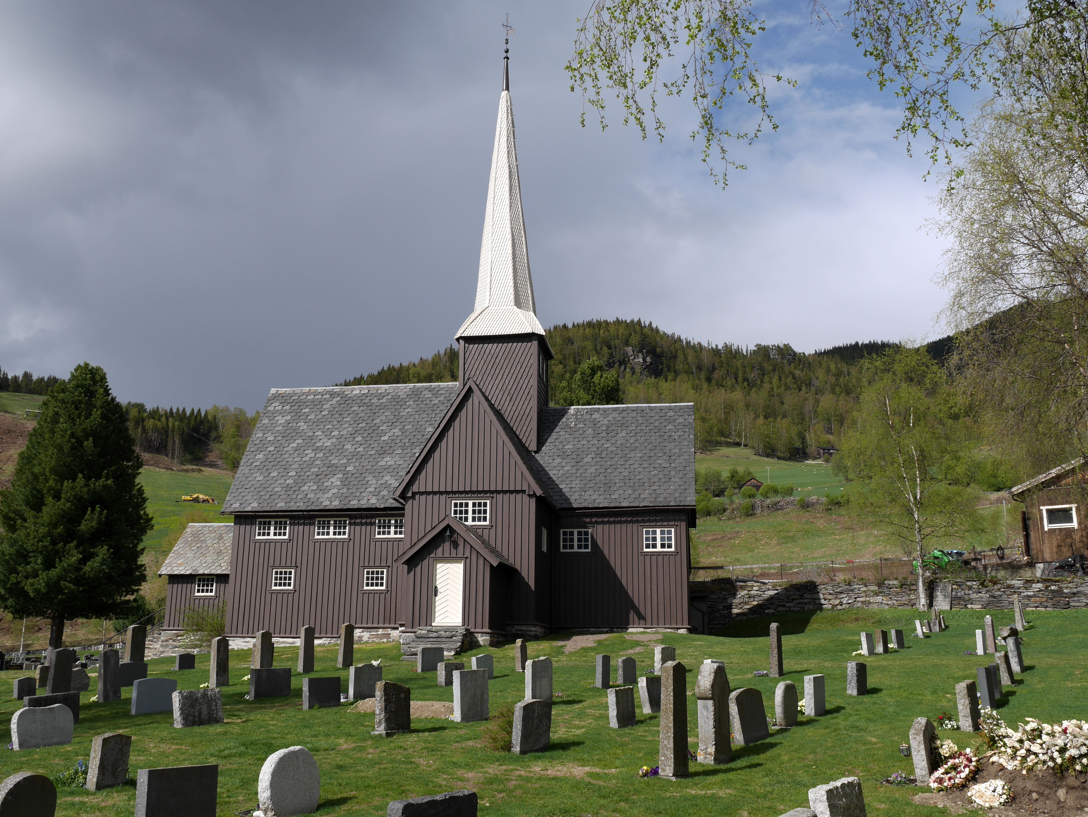 Fåvang kirke