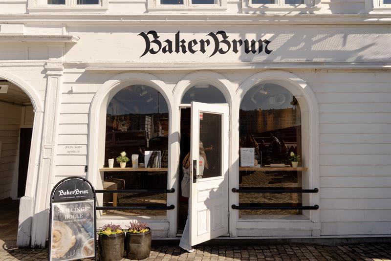 Baker Brun Svensgården