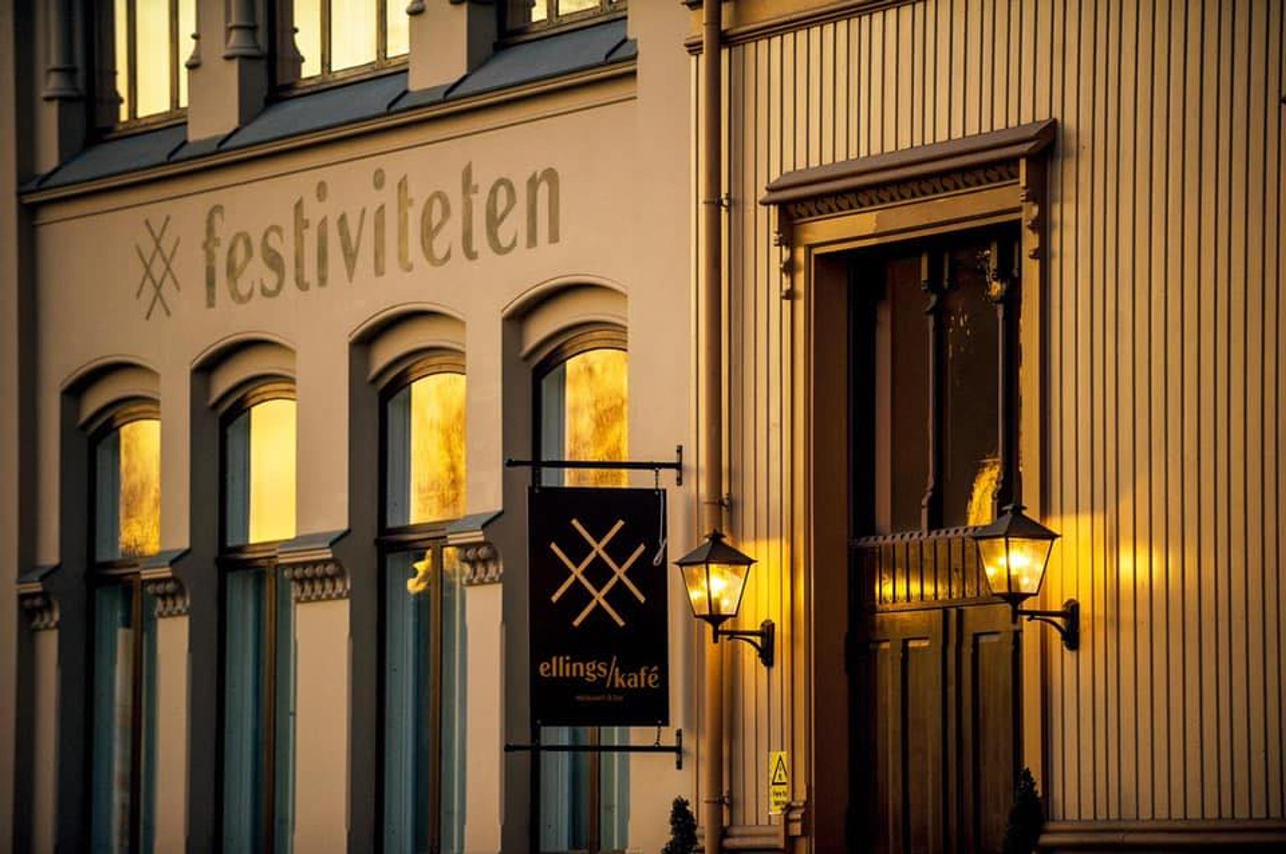 Ellings Café - Festiviteten facade