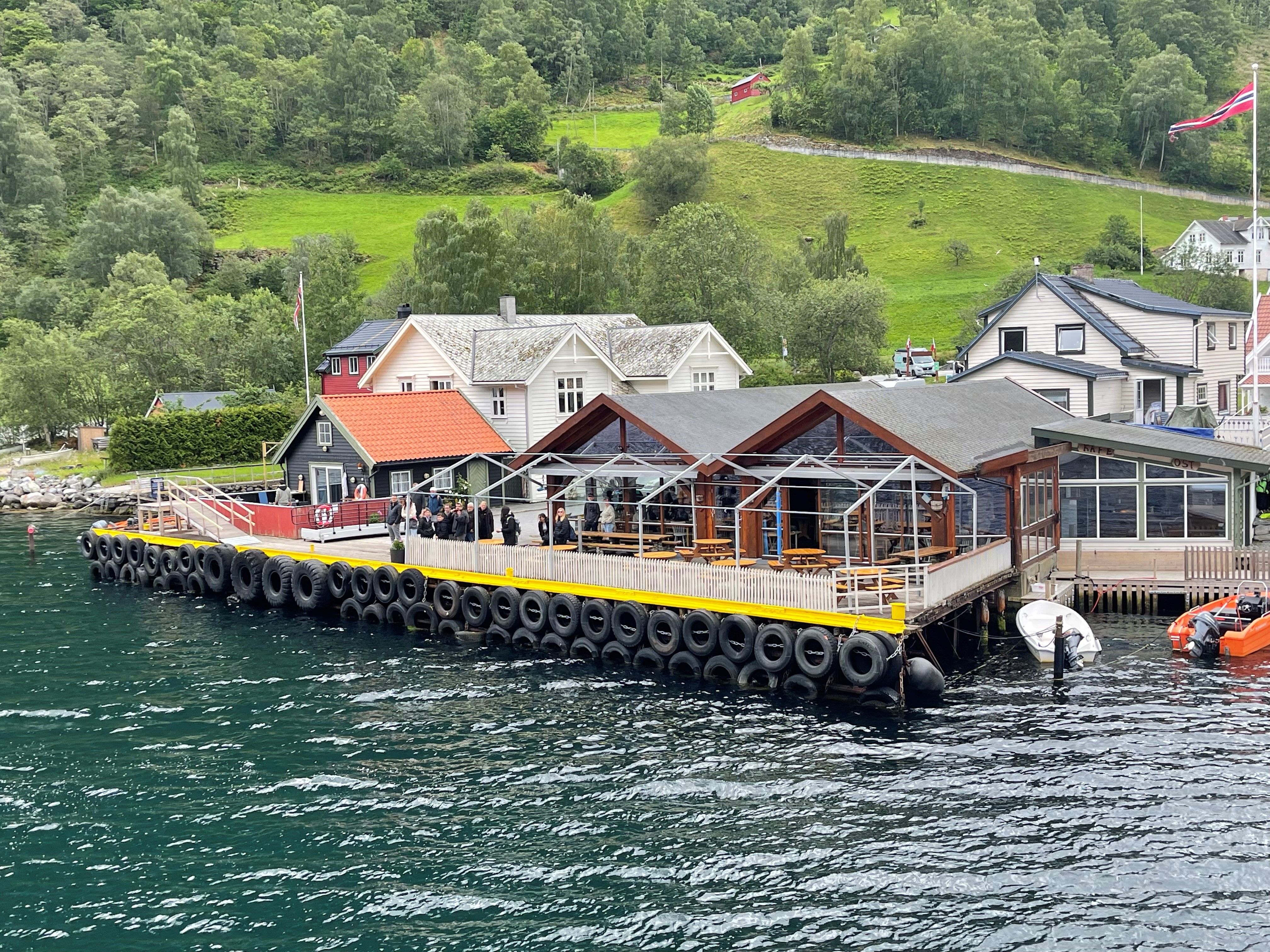 Undredal Bryggje Restaurant