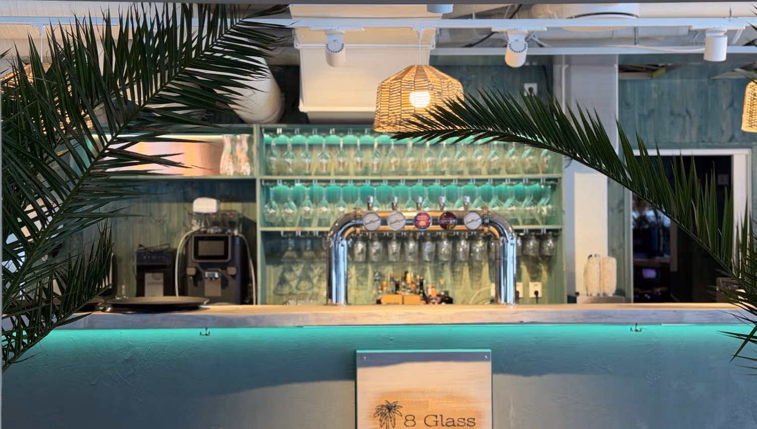 8glass