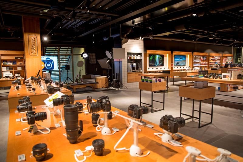 A wide range of displayed cameras.
