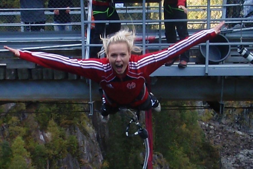Norges råeste strikkhopp
