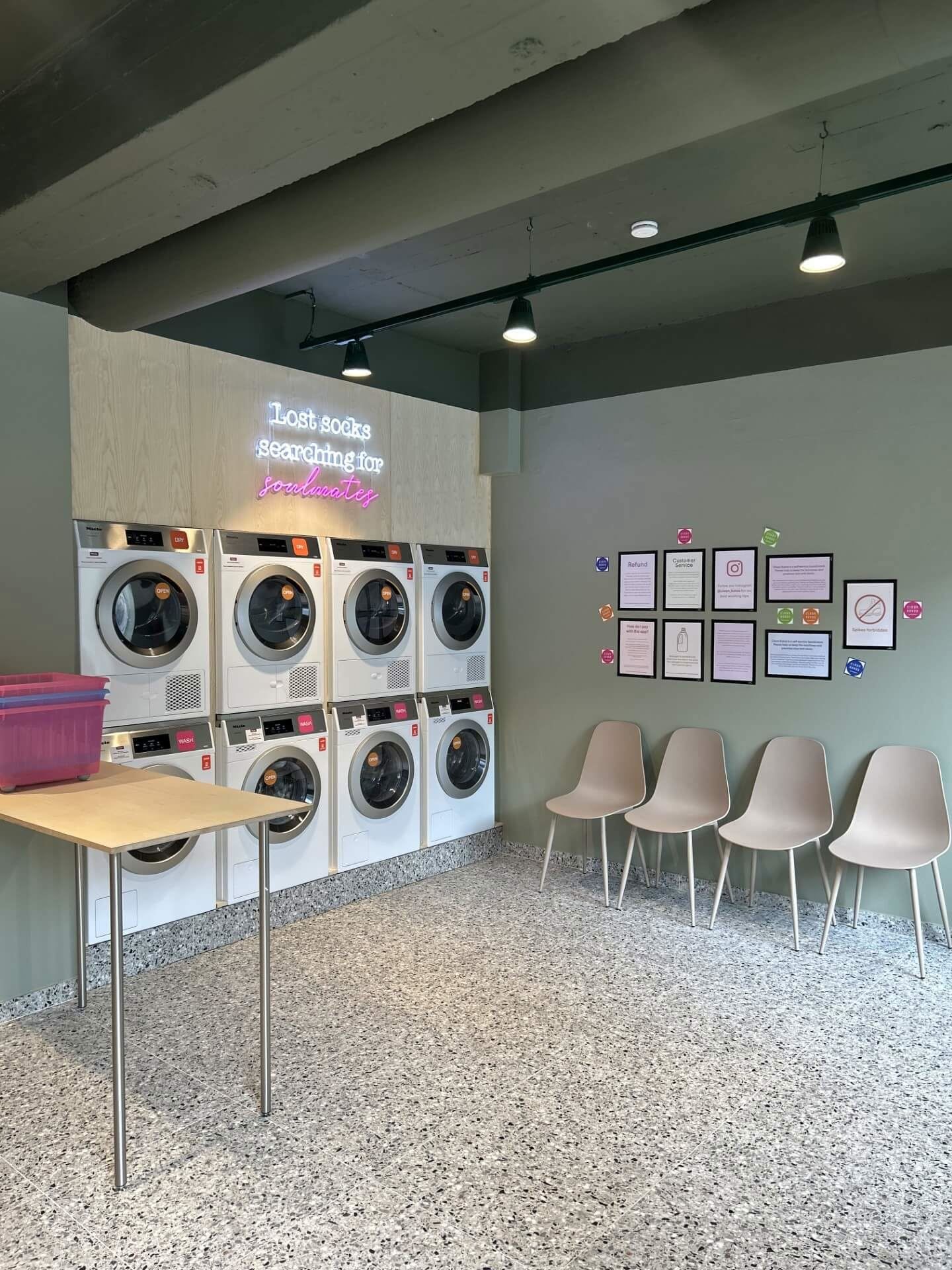 Inside of the Clean Kokos Laundromat (picture 2)