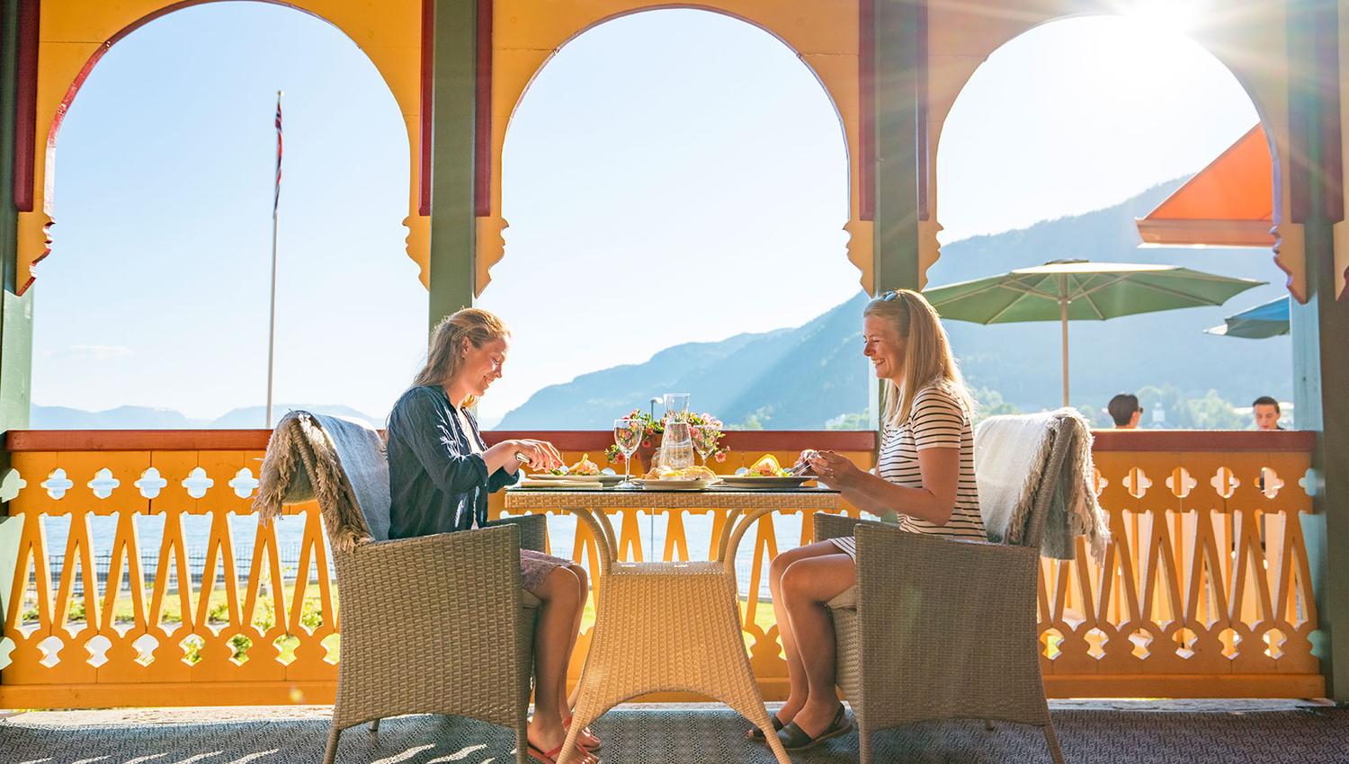 Lavik Fjord Hotel & Apartments