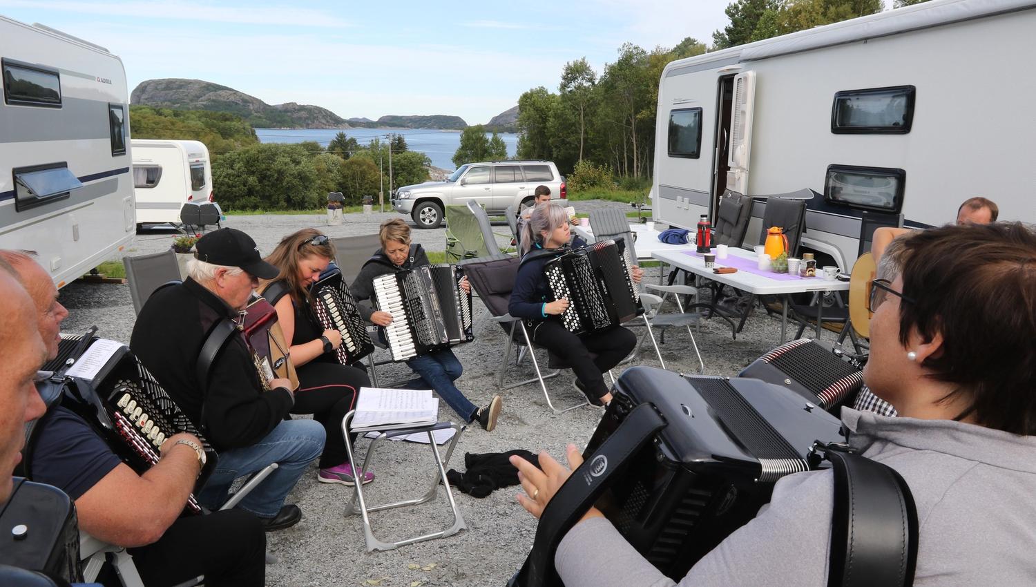 Trekkspilling ved Flatanger Camping