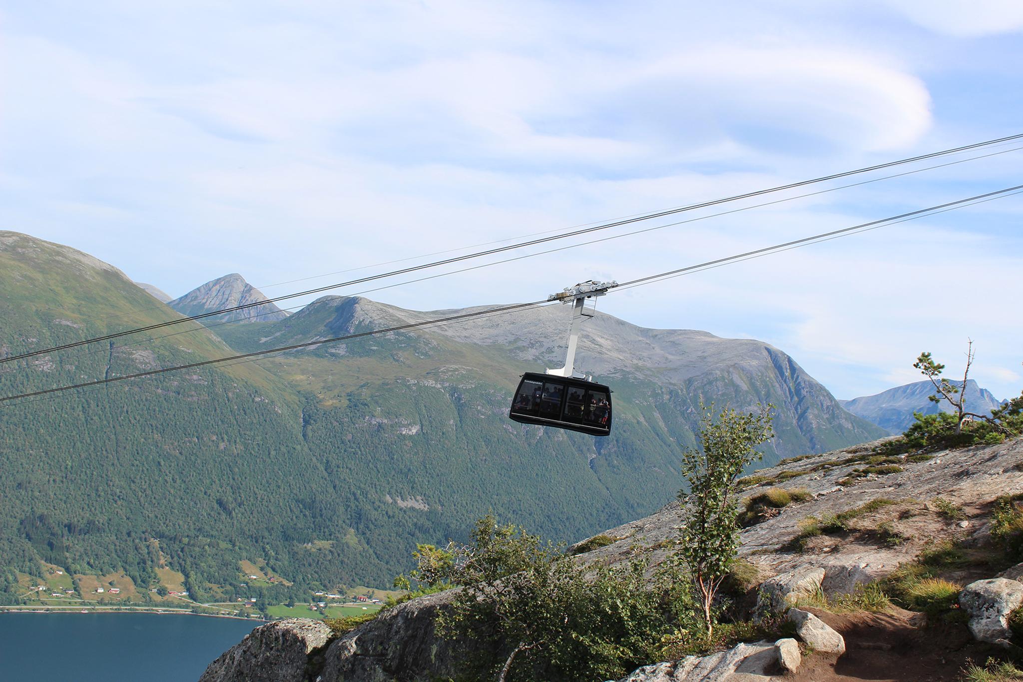 Round Trip to Romsdalen gondola lift in Åndalsnes from Ålesund
