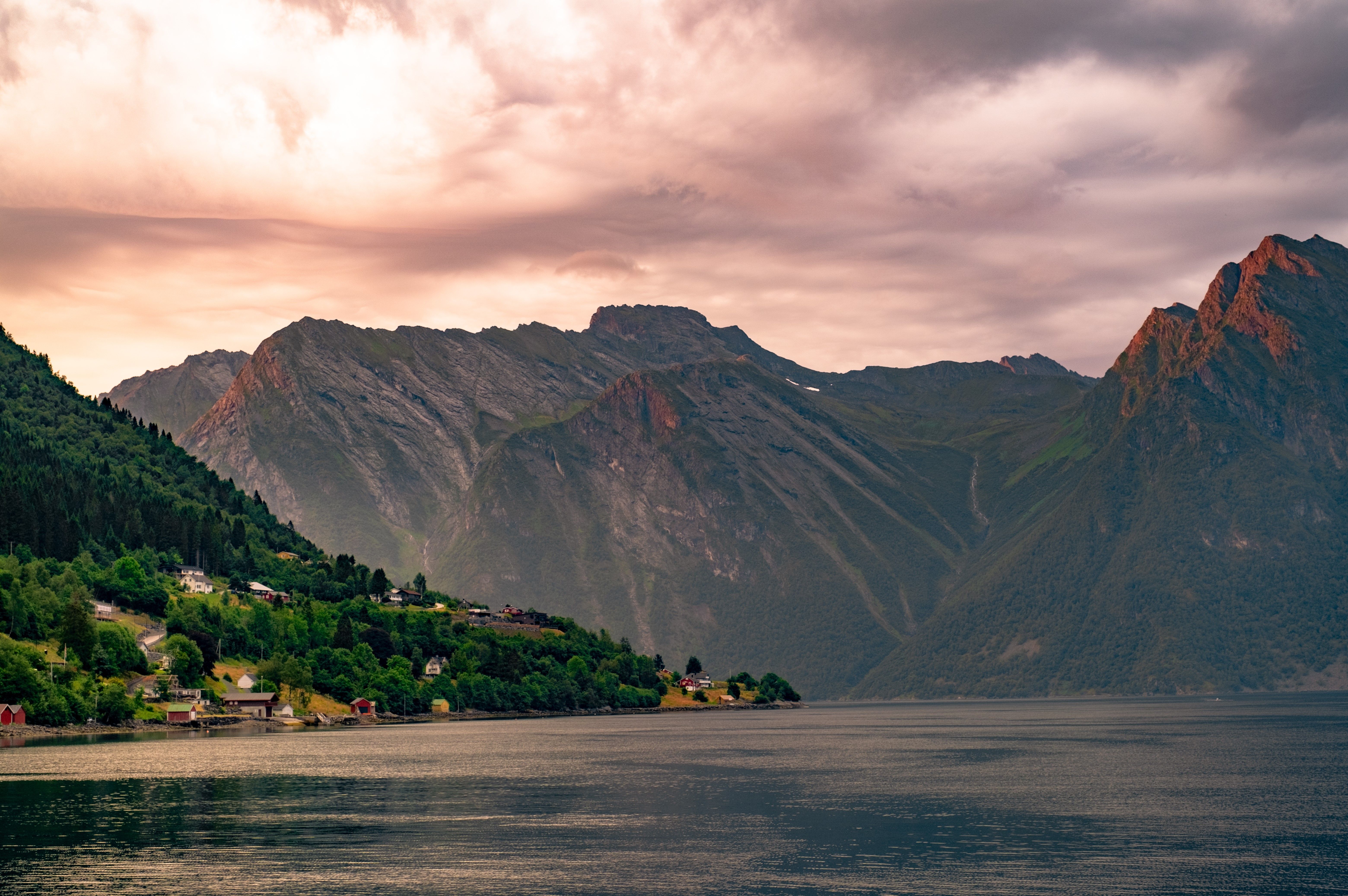 Sæbøneset i Hjørundfjorden