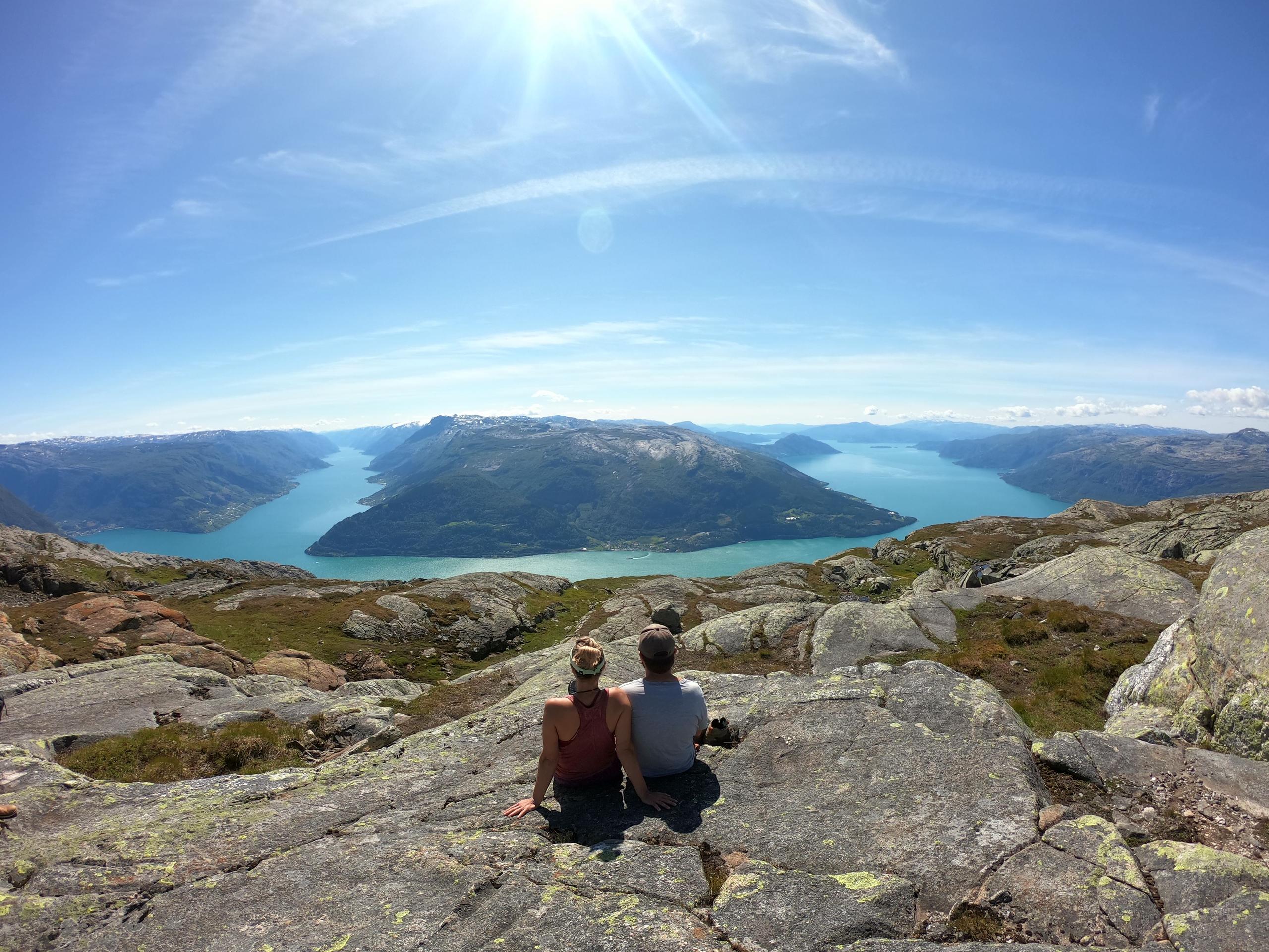 Hiking tour to overview 4 fjords - Outdoor Norway