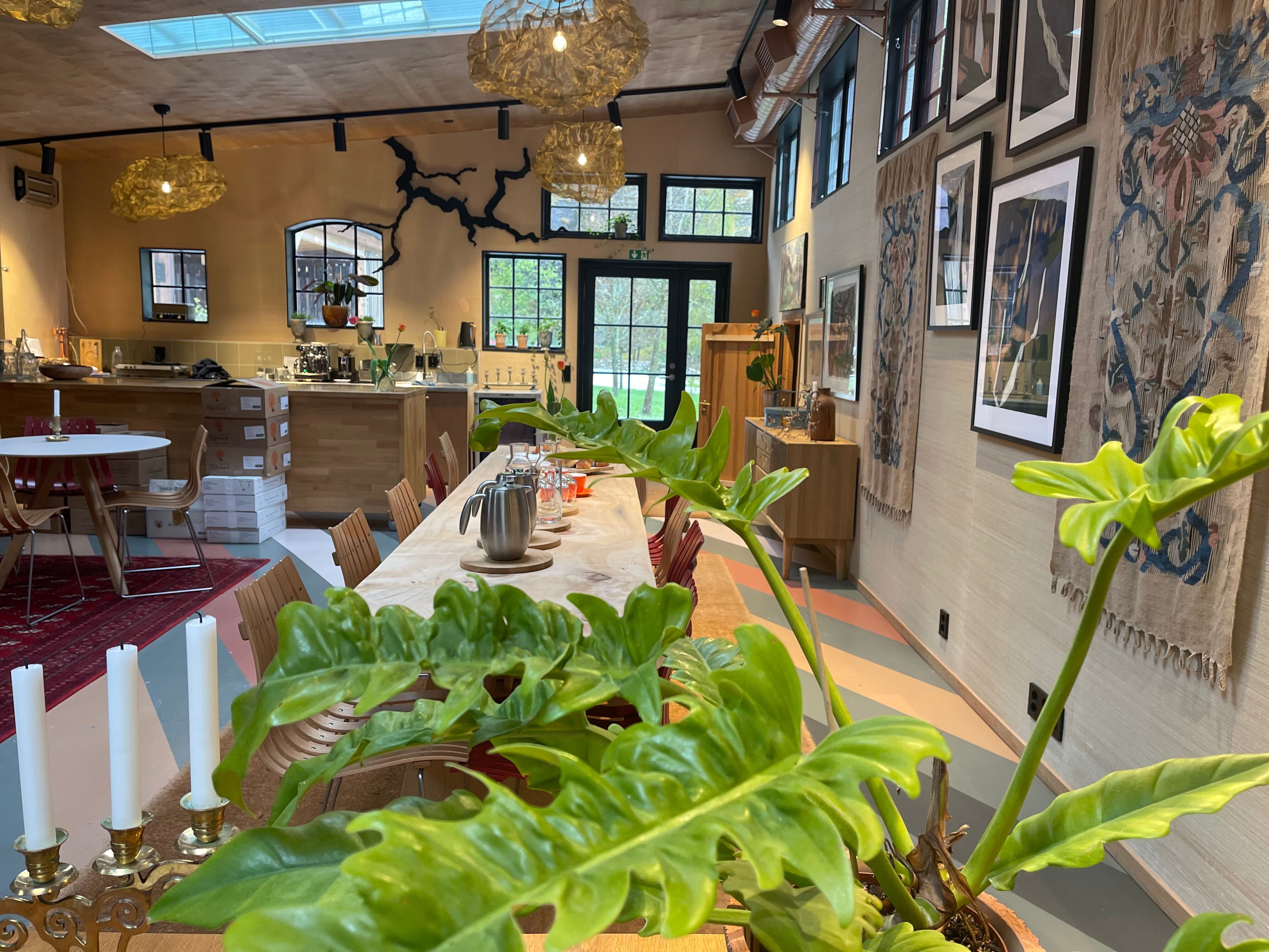 29|2 Aurland Restaurant