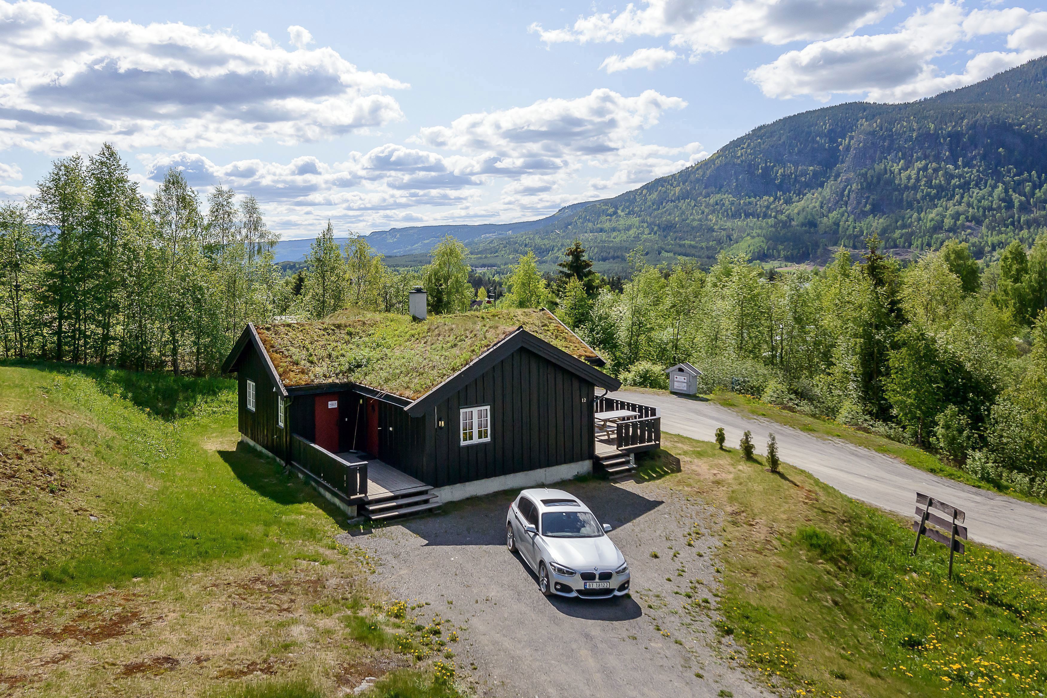 Nordlia 12 cabin in summer