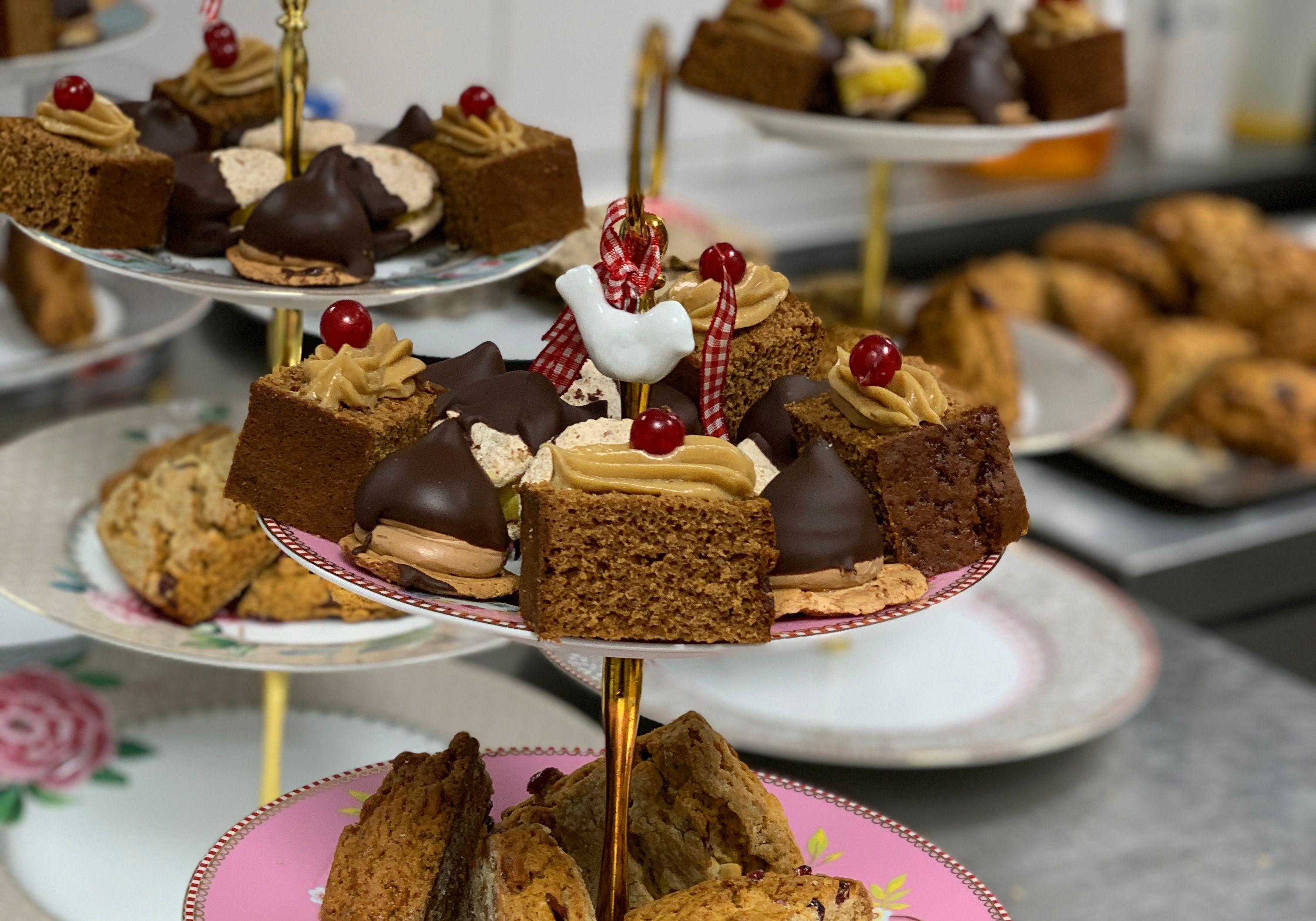 Hotel Central To Runde Bord Afternoon Tea
