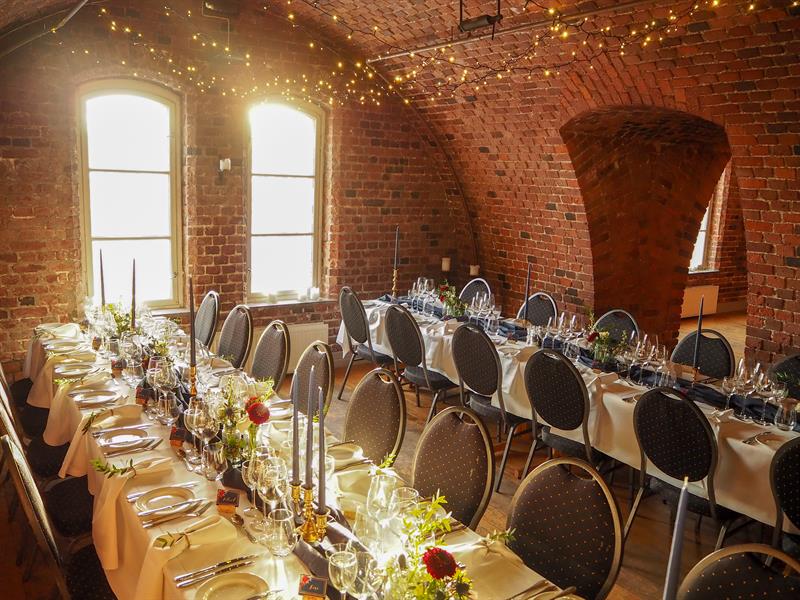 Dinner tables 