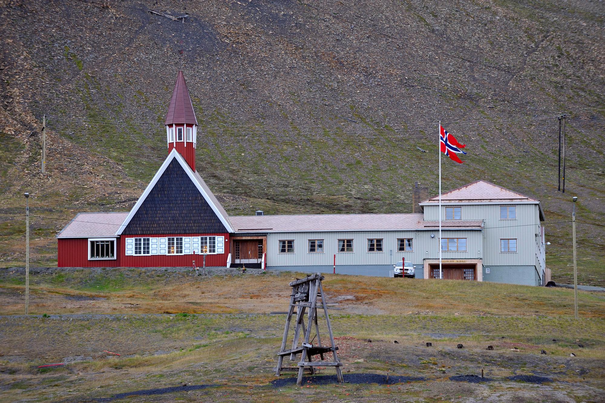 Svalbard kirke