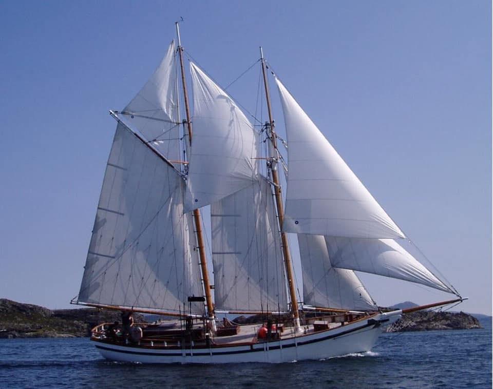 Coastal culture sailing with the Schooner Aida