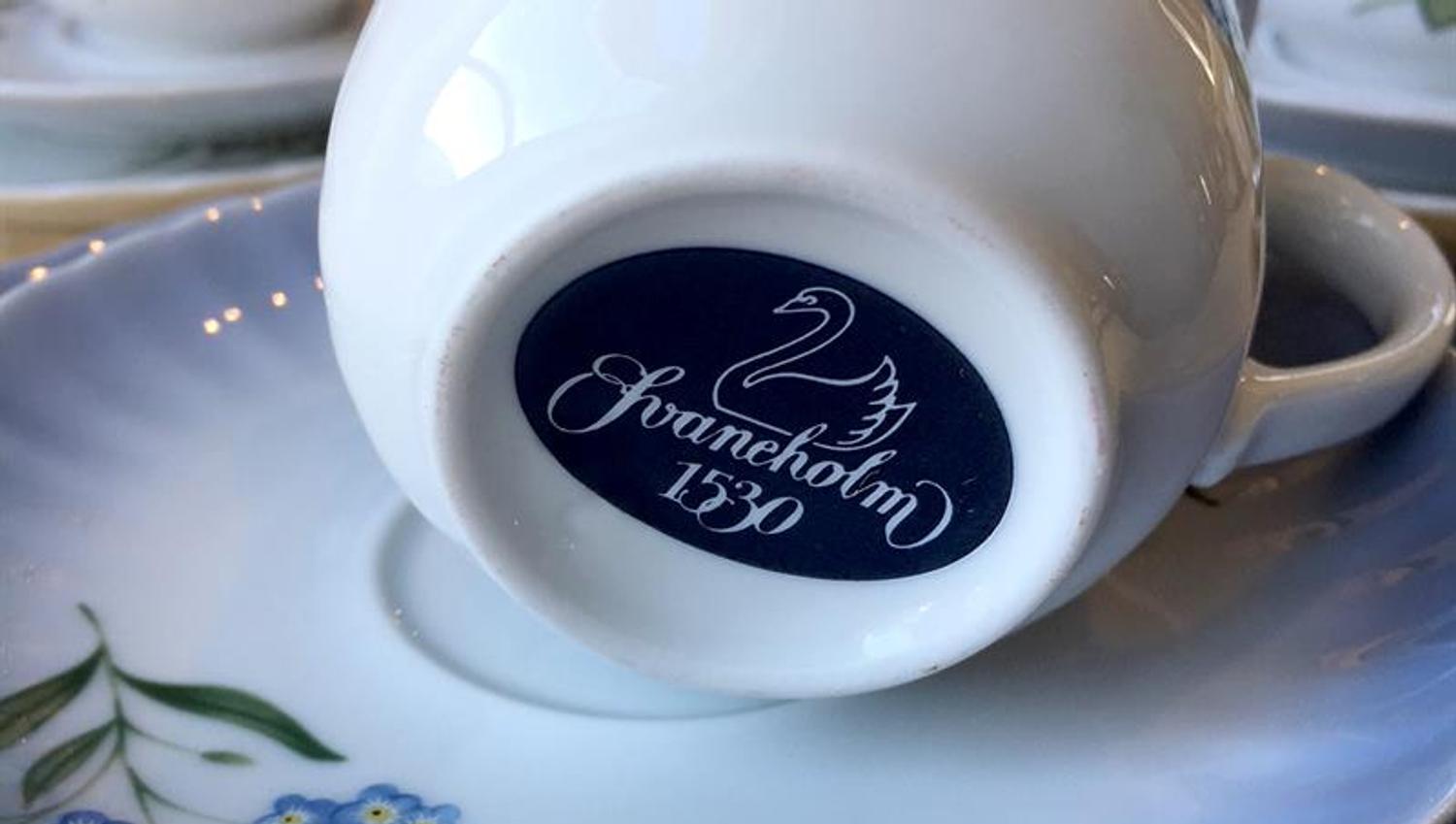 Garveriet Kafe og gjenbruksutsalg i Snåsa - secondhand kaffekopp fra Svaneholm