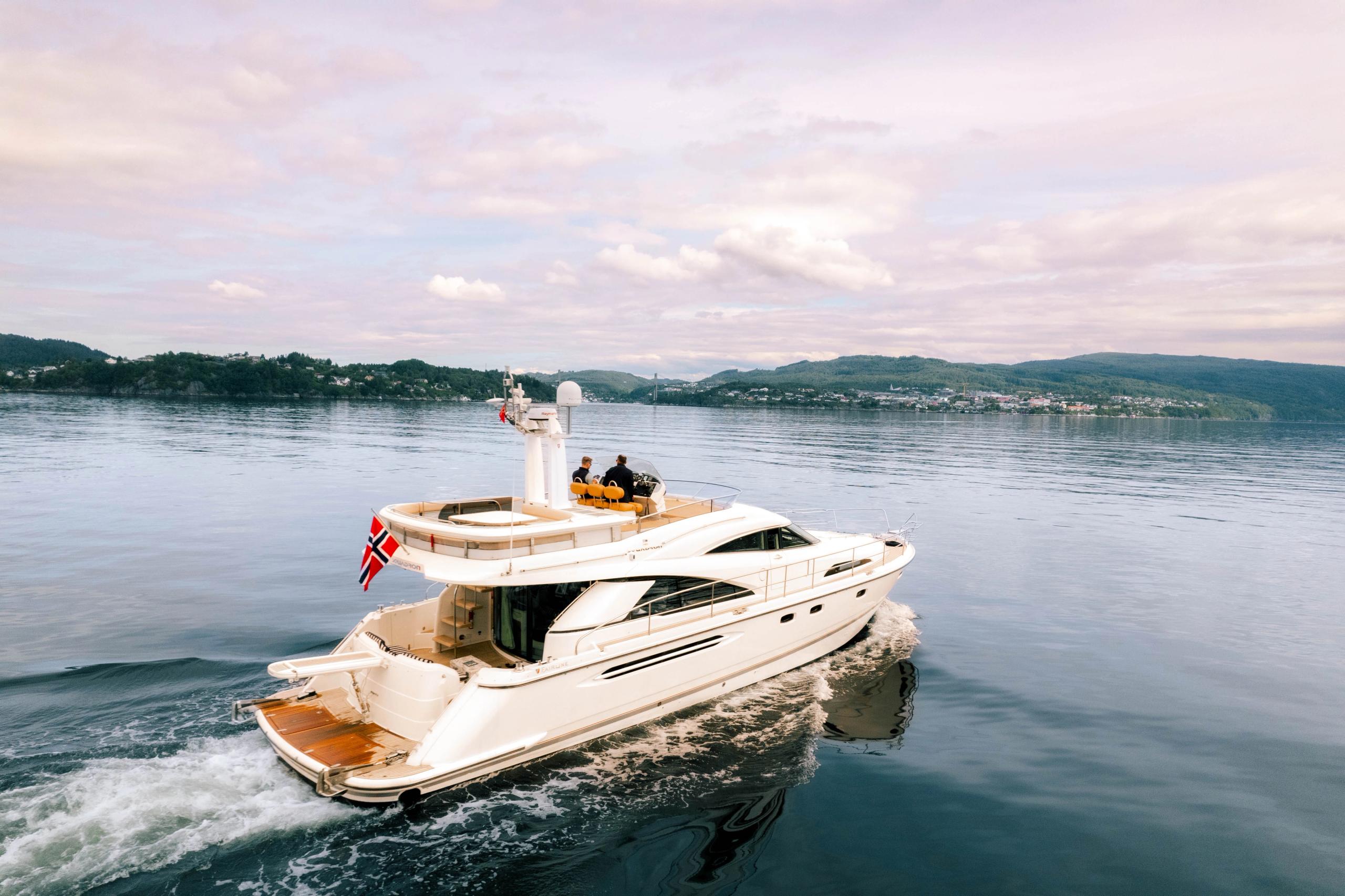 Fairline Squadron 58
