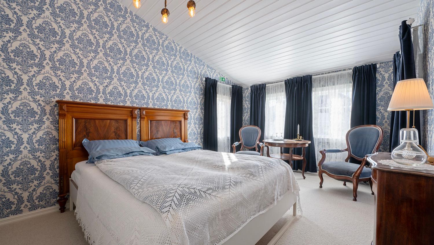 The Blue room