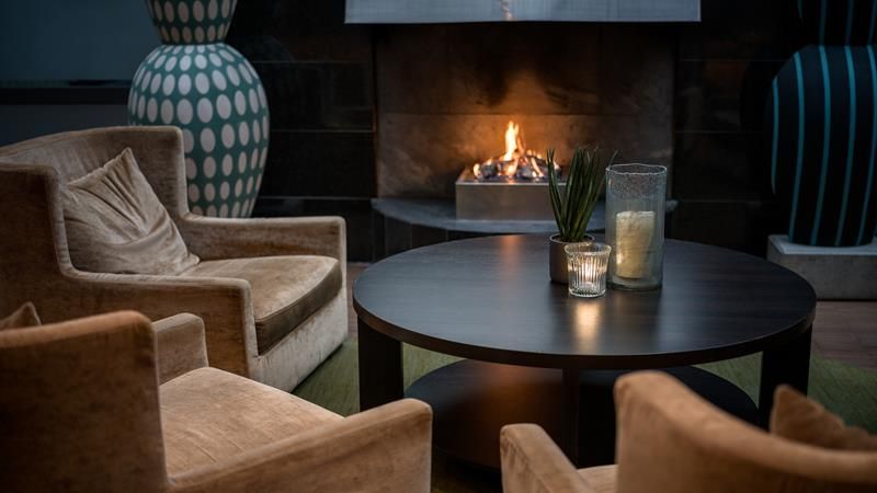 Lobby with fireplace