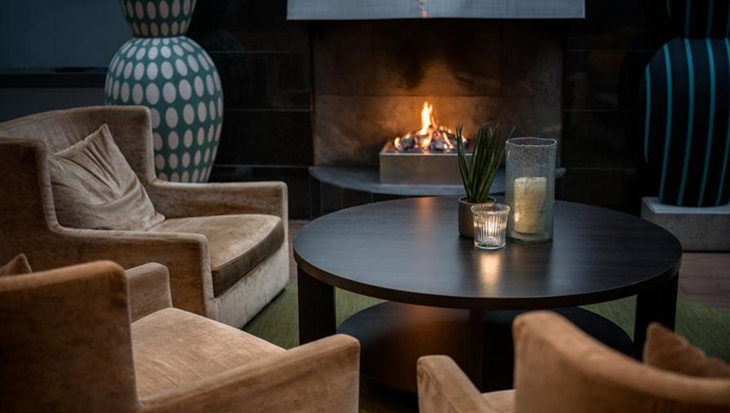 Lobby with fireplace