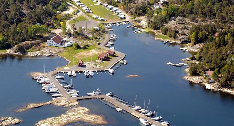 Restaurant Sjøterrassen in Bamble with guest harbour and motorhome parking