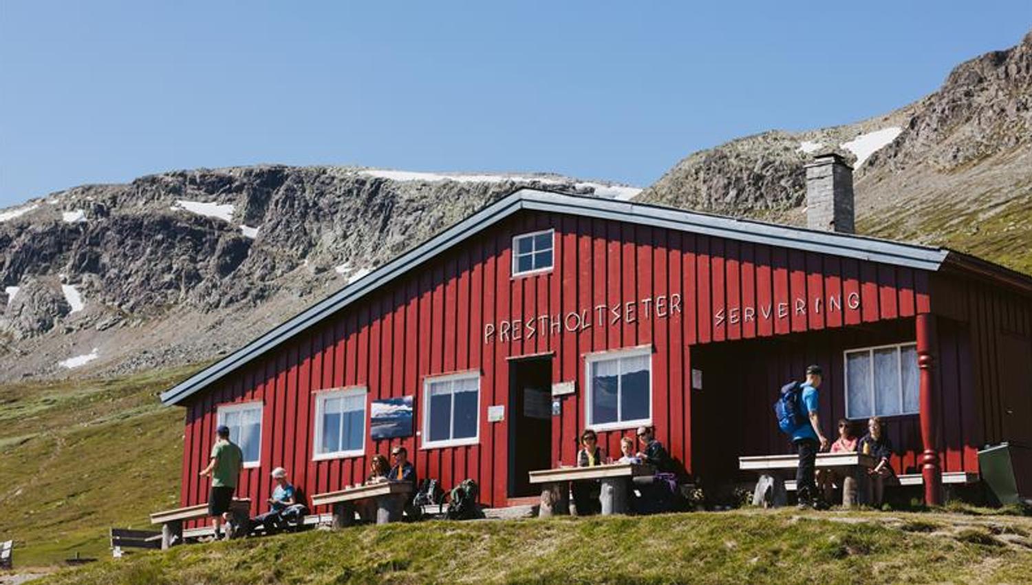 Prestholtseter - en serveringshytte ved foten av Pretholt i Hallingskarvet nasjonal park.