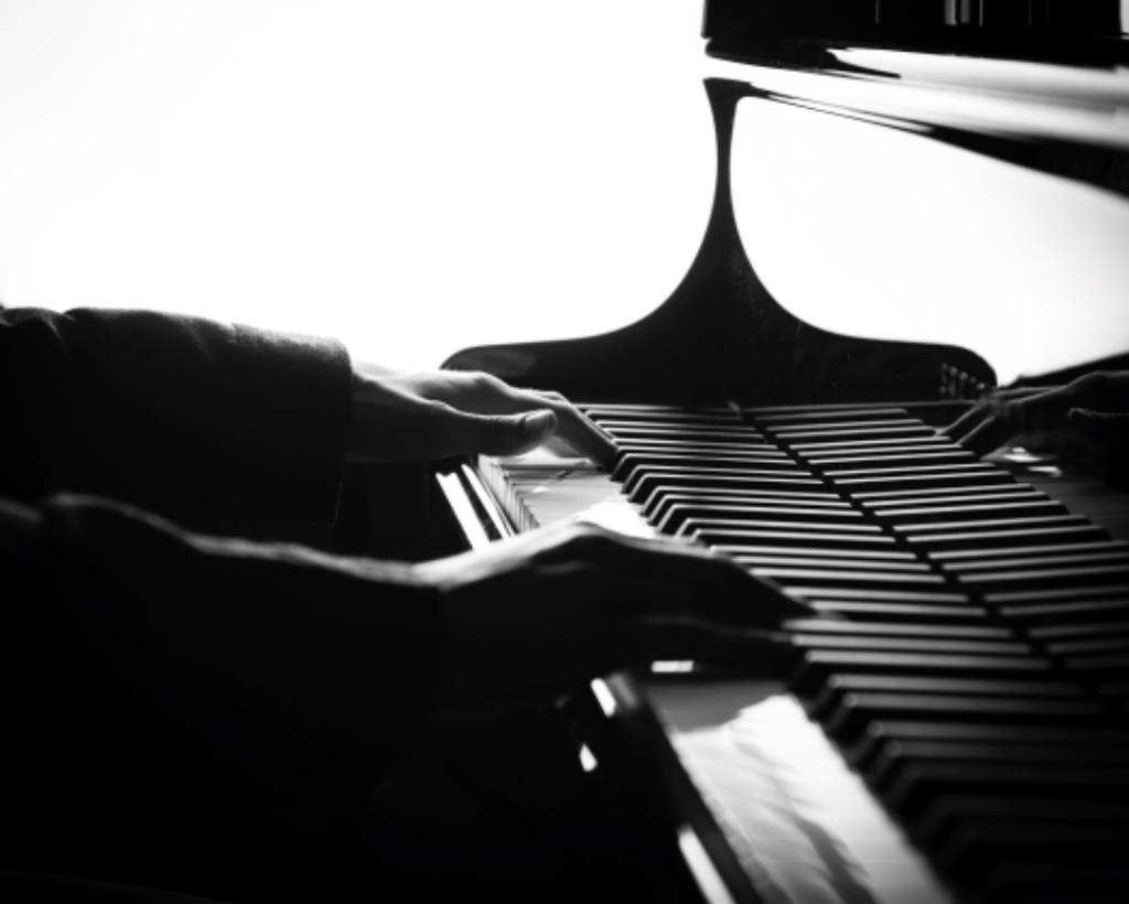Record screening in the Planetarium - 24 Variations for Piano in Dolby Atmos