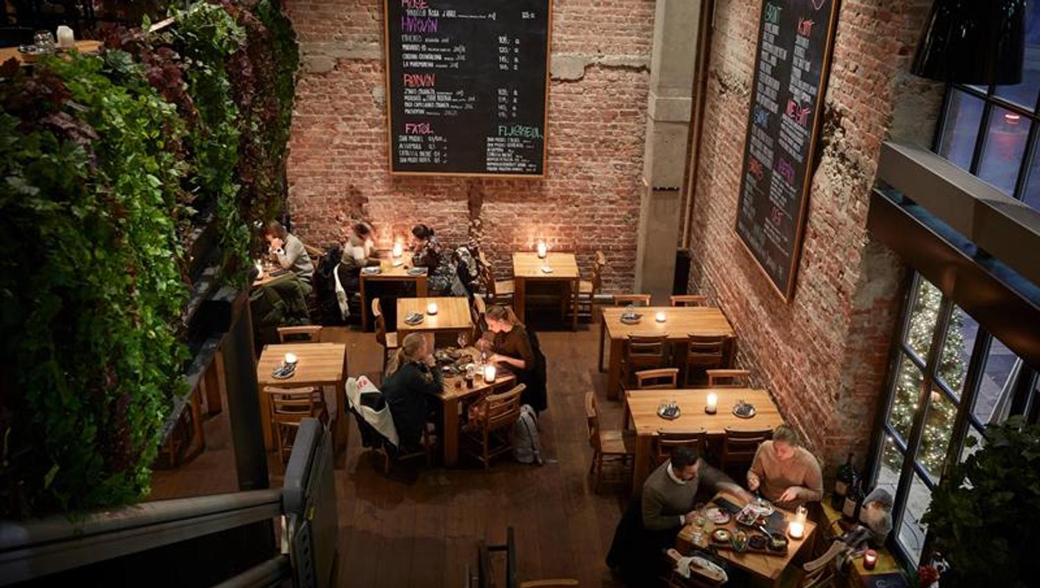 Restaurant interior evening.