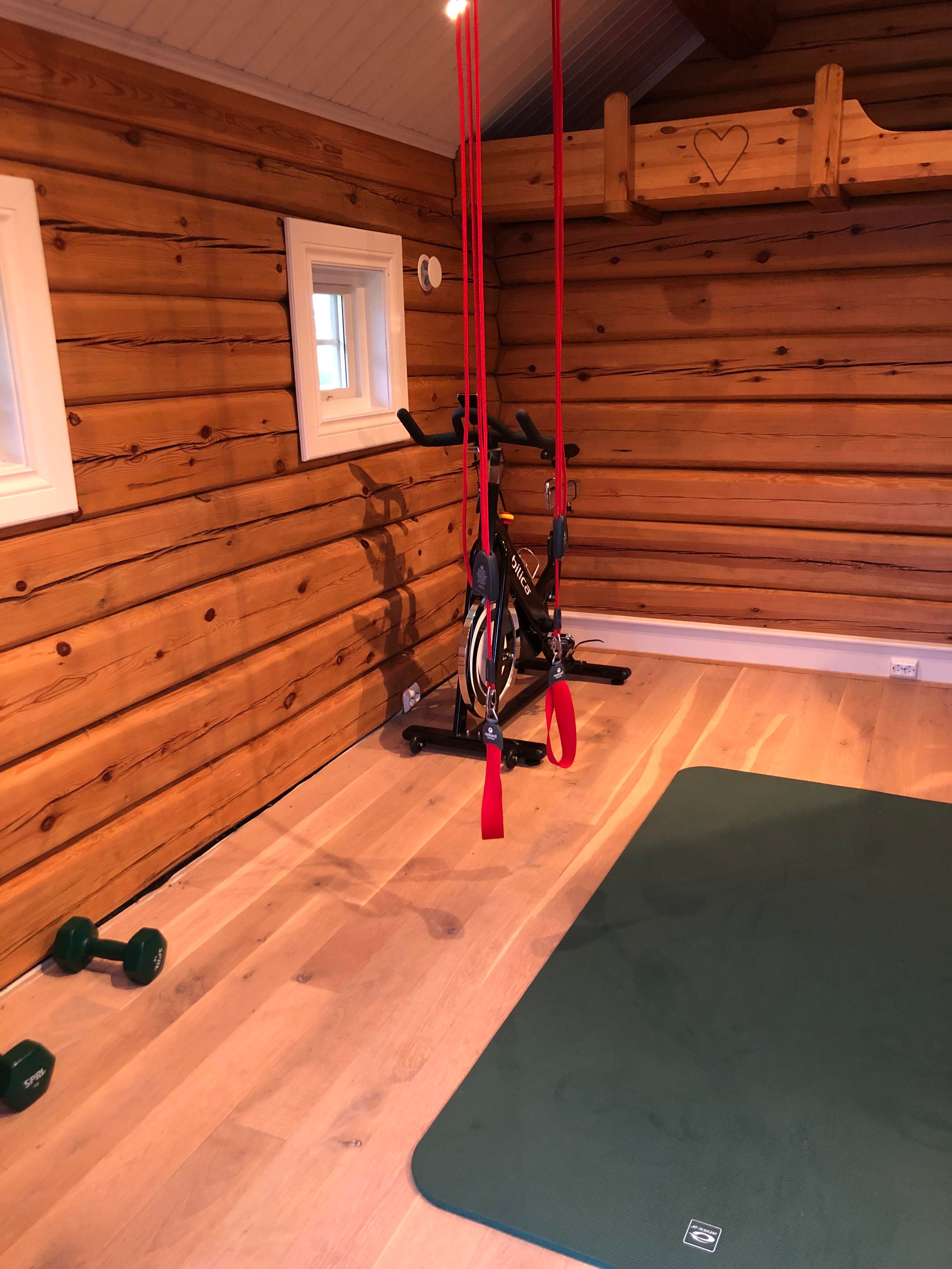 Spinningsykkel i trimrom